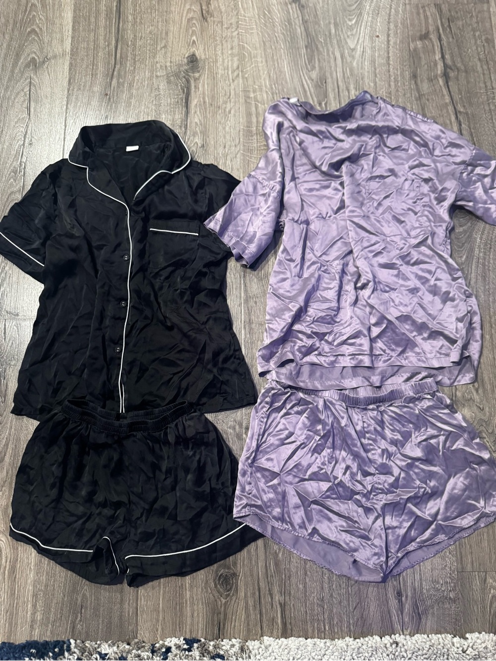 Black and Lavender Satin Silk Short Pajama Sets Women's Intimates size small